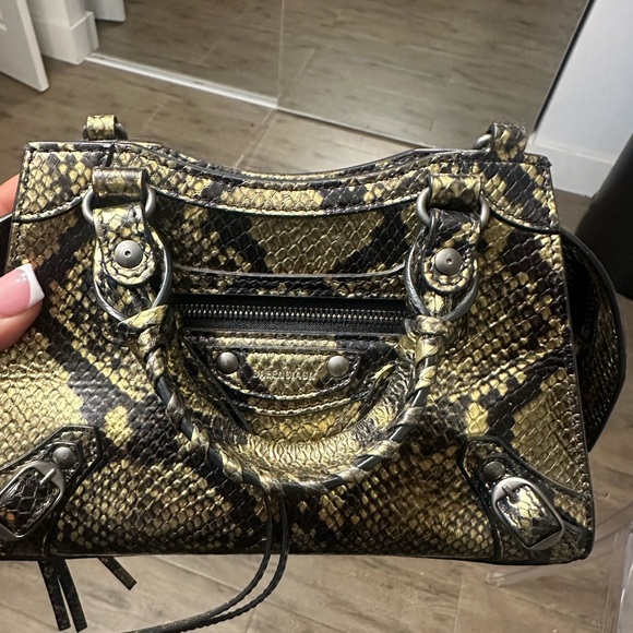 Balenciaga Bag - Picture 2 of 5